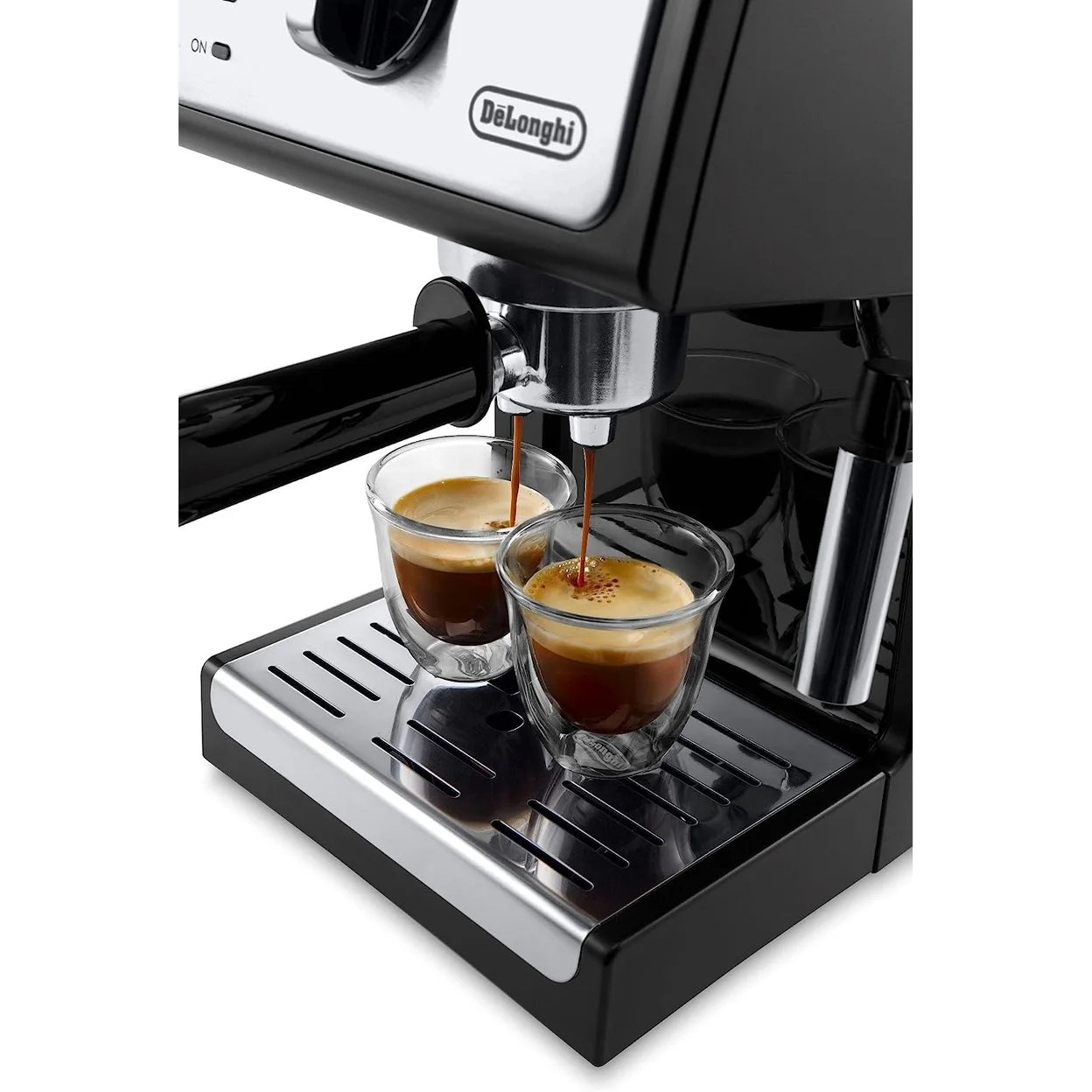 De&#8217;Longhi ECP3220 15-Bar Pump Espresso and Cappuccino Machine