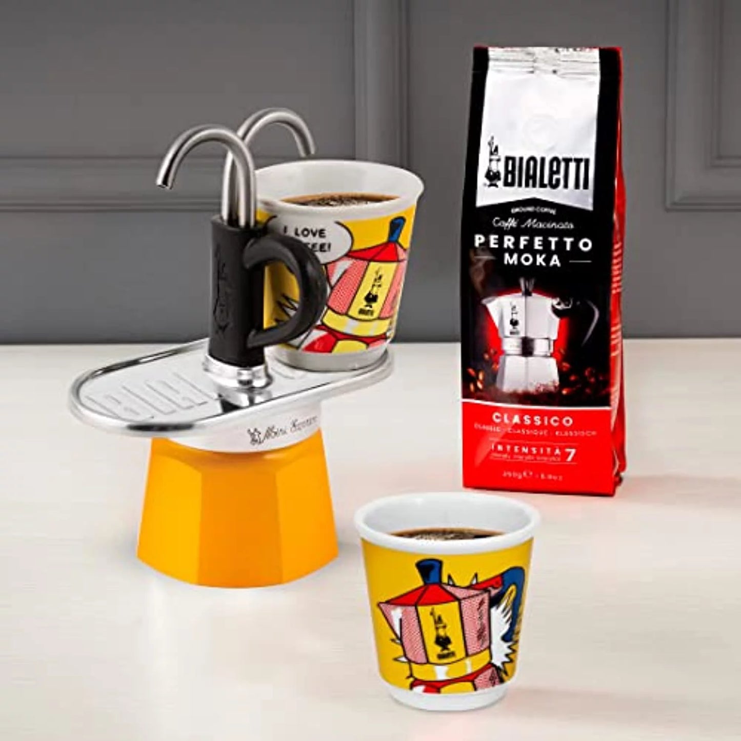 Bialetti &#8211; Mini Express Lichtenstein: Moka Set includes Coffee Maker 2-Cup (2.8 Oz), Yellow, Aluminium